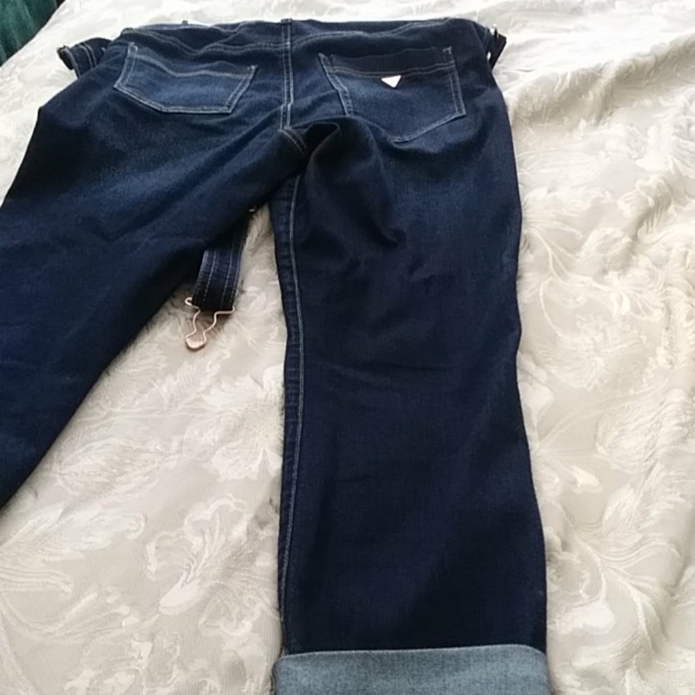 Overalls(guess)